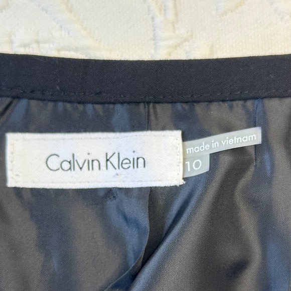 Calvin Klein Sleek Black Pencil Skirt‎ Women's Size 10 Career Zipper Accents - Picture 4 of 7